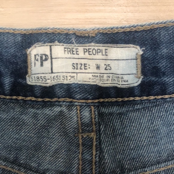 Free People Daisy Chain Lace Denim Shorts / Dark Wash - Picture 4 of 5